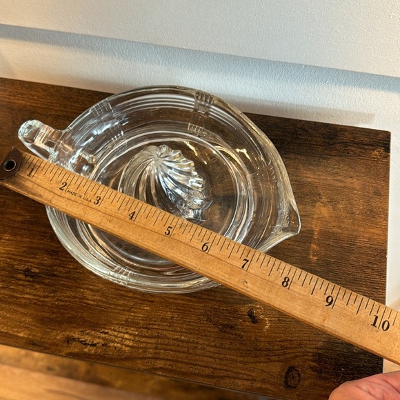 Vintage Plaid Juice Reamer Clear Depression Glass Hazel Atlas Vintage - Picture 7 of 8